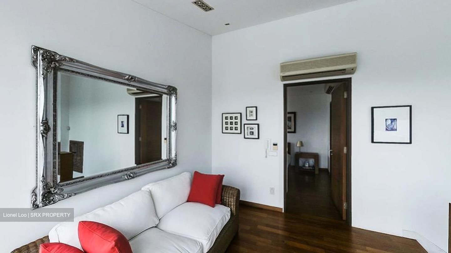 Harbourfront Avenue (D4), Terrace #448924431